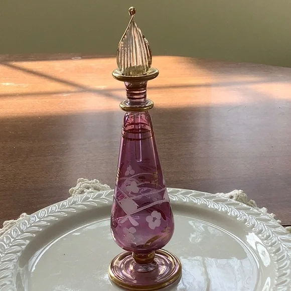 Vintage Egyptian Etched Glass Perfume Bottle Trio - Picture 10 of 12